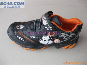 跨界融合 鯉城區(qū)極速電腦配件店推出運動鞋及鞋類配件產(chǎn)品線